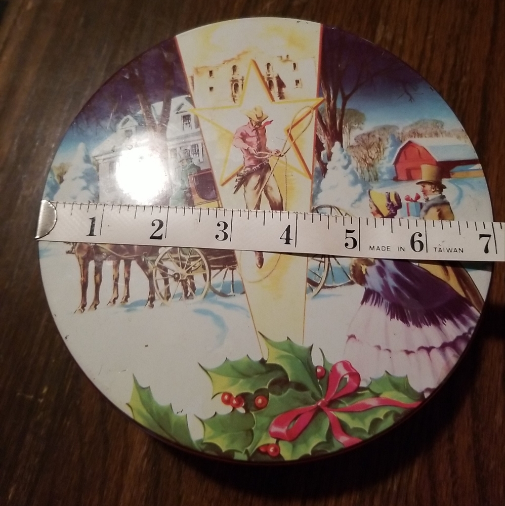VINTAGE DELUXE FRUIT CAKE Tin  Holiday Western Old Christmas
